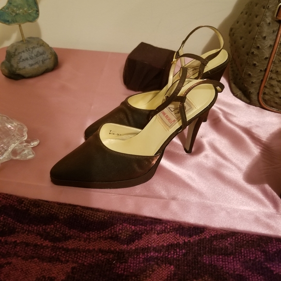 Brown Platform Ankle Strapped Pumps - Picture 5 of 6